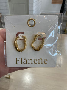Darcy Hoops