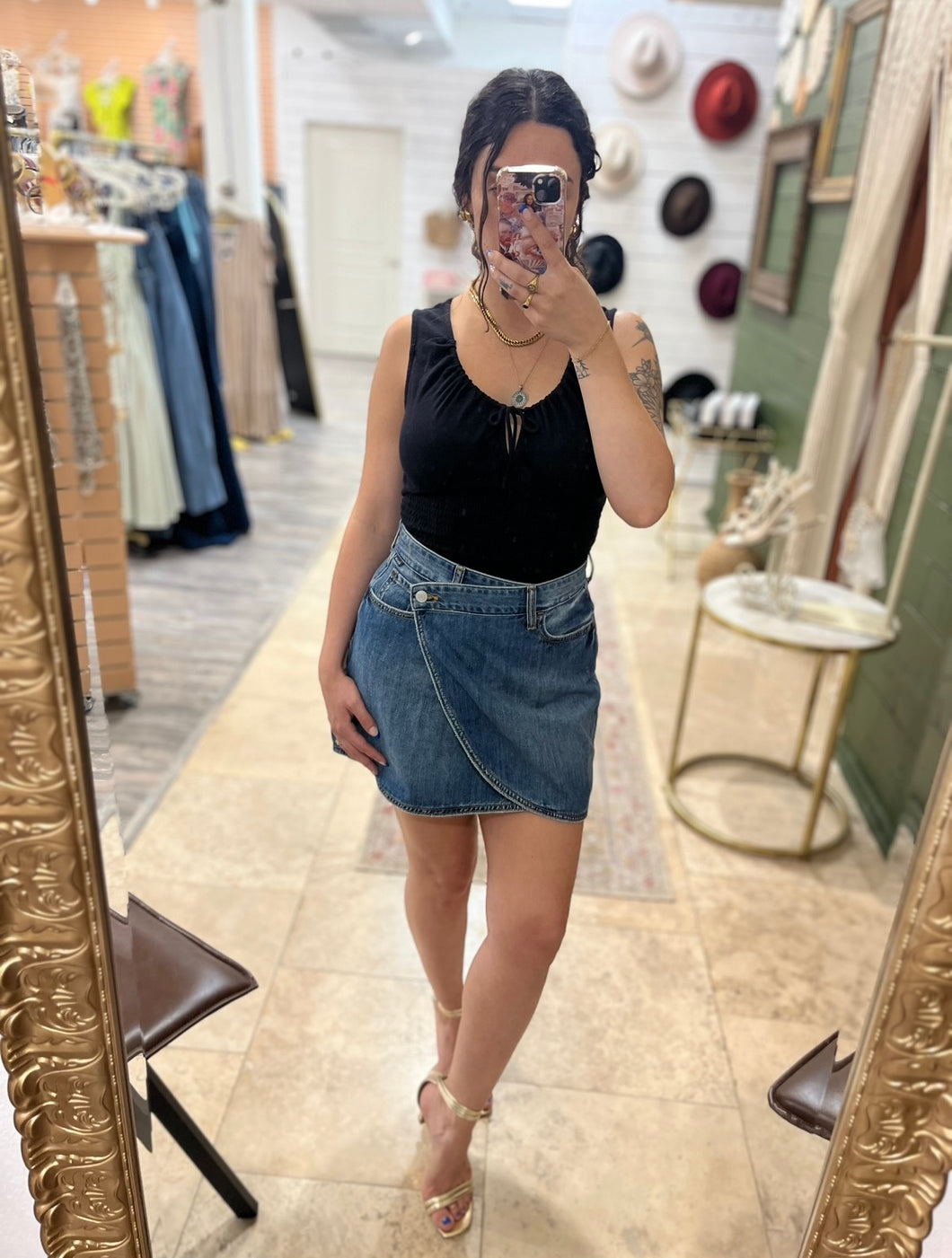 High rise short denim skirt